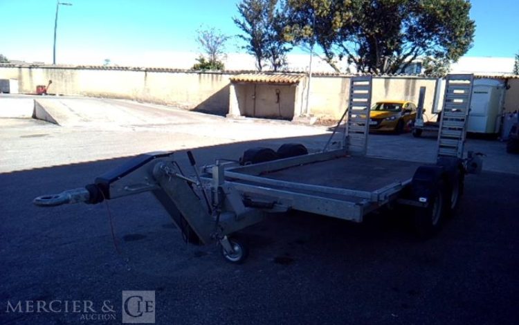 HUBIERE REMORQUE PORTE ENGIN 2T8  FF-405-ZX