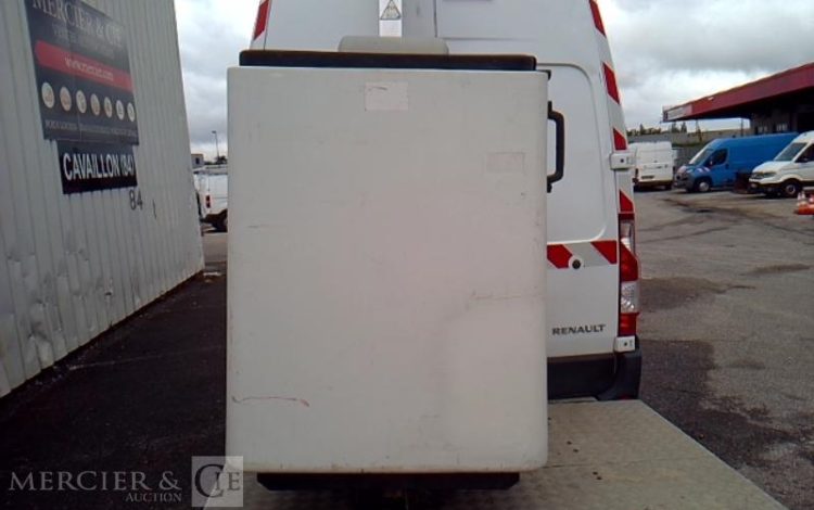 RENAULT MASTER NACELLE SUR VL ETL-32-125 – 12M – 1621H BLANC FN-080-YH