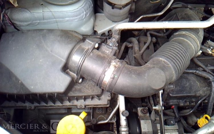 RENAULT MASTER NACELLE SUR VL ETL-32-125 – 12M – 1621H BLANC FN-080-YH