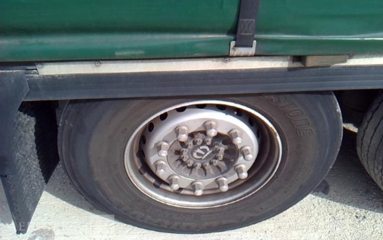 KRONE SEMI REMORQUE BACHE 3 ESSIEUX PTAC 38T  FV-963-PG
