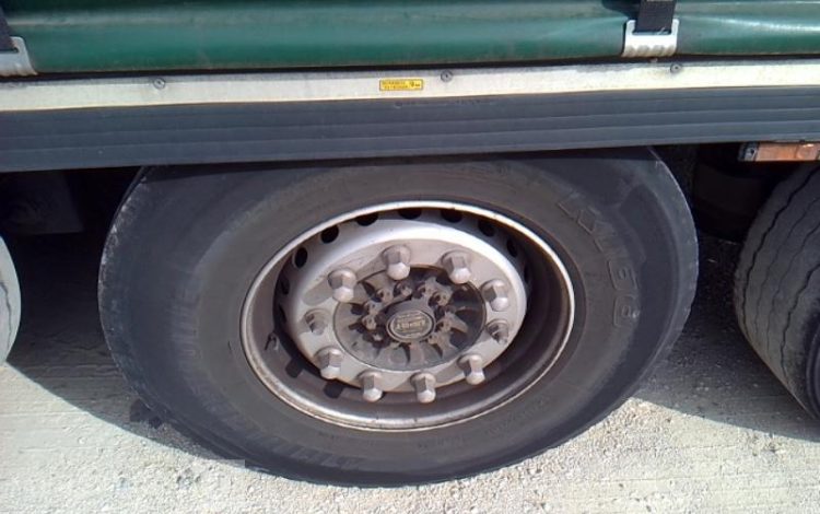 KRONE SEMI REMORQUE BACHE 3 ESSIEUX PTAC 38T  FV-963-PG