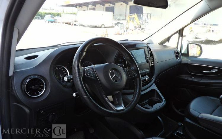 MERCEDES VITO 119 CDI BLANC GA-968-LV