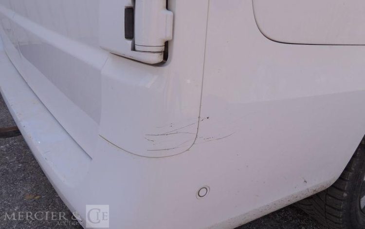 MERCEDES VITO 119 CDI BLANC GA-968-LV