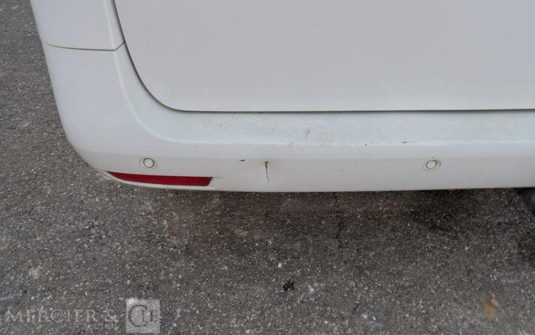 MERCEDES VITO 119 CDI BLANC GA-968-LV
