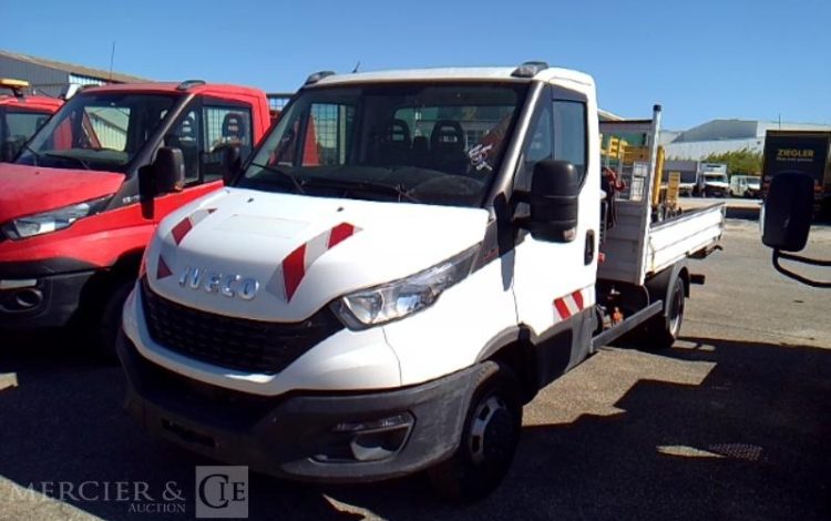 IVECO DAILY 35-160 BENNE SIMPLE CABINE GRUE BLANC GC-148-WP