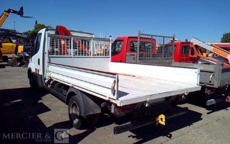 IVECO DAILY 35-160 BENNE SIMPLE CABINE GRUE BLANC GC-148-WP