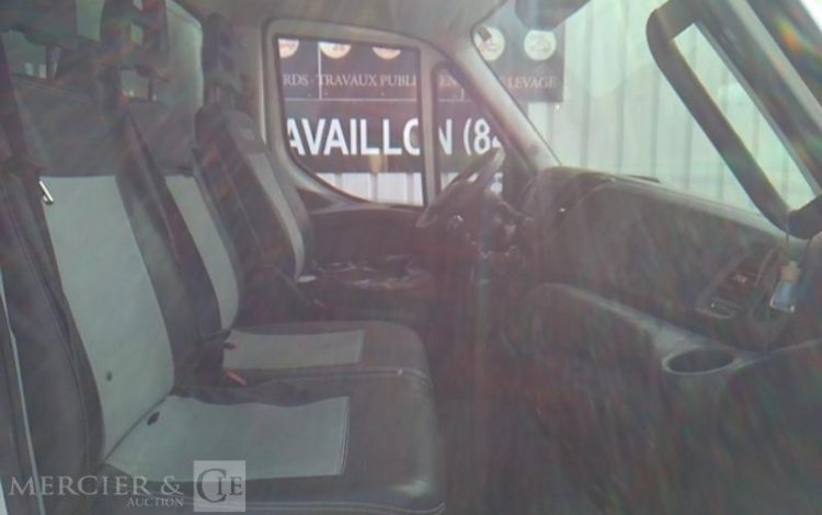 IVECO DAILY 35-160 H3.0 BENNE SIMPLE CABINE COFFRE BLANC GD-694-CV
