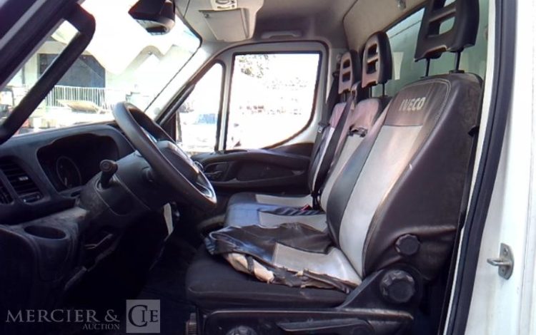 IVECO DAILY 35-160 H3.0 BENNE SIMPLE CABINE COFFRE BLANC GD-694-CV