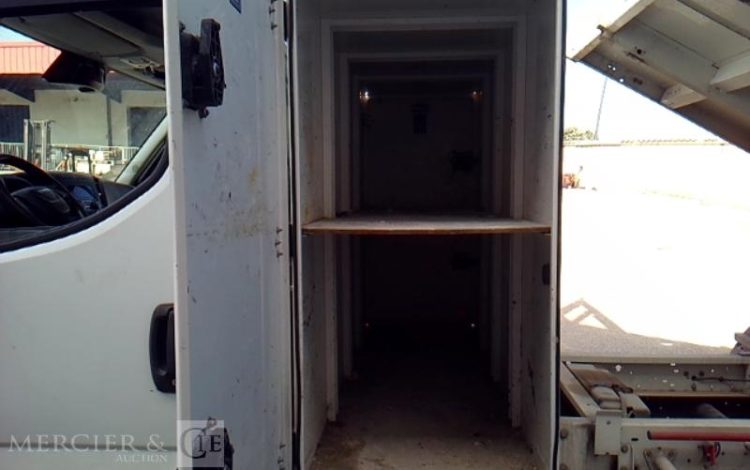 IVECO DAILY 35-160 H3.0 BENNE SIMPLE CABINE COFFRE BLANC GD-694-CV