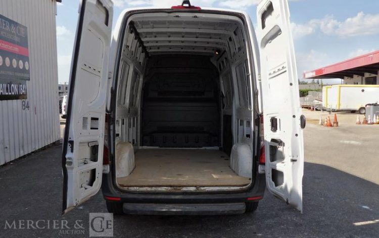 MERCEDES SPRINTER 215 FG39 PRO TRACTION BLANC GE-993-NC