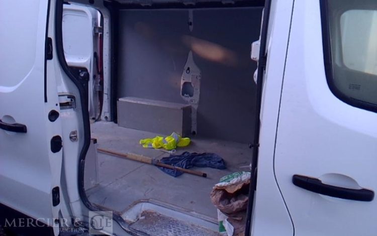 RENAULT TRAFIC  GK-949-WT