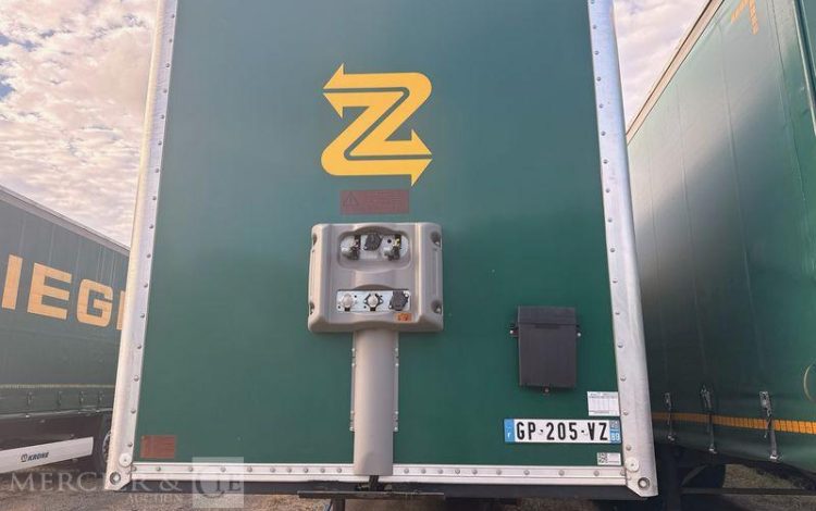 FRUEHAUF SEMI REMORQUE FOURGON  GP-205-VZ