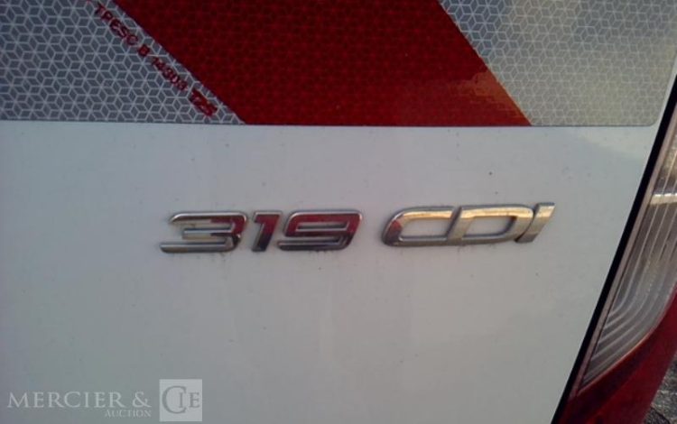 MERCEDES SPRINTER FOURGON 3.0 319 CDI 190 3T5 37 PRO RWD 7G-TRONIC BLANC GT-889-AQ