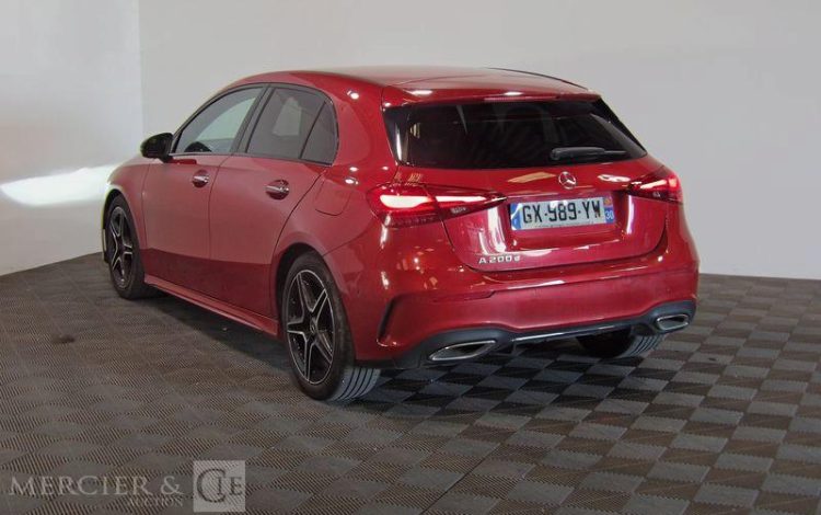 MERCEDES CLASSE A 200D ROUGE GX-989-YW