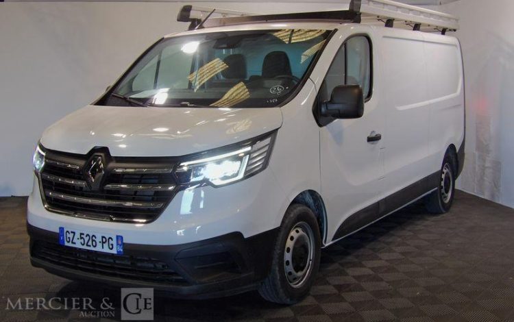RENAULT TRAFIC GCF L2H1 3T BLUE DCI 130 E6  GZ-526-PG
