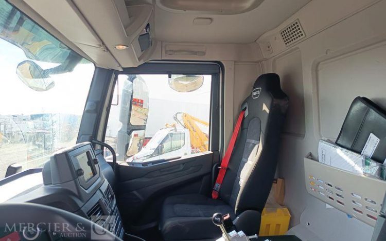 IVECO TOUPIE AD340 X 42Z HR OFF  GZ-868-HX