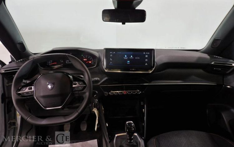 PEUGEOT 2008 BLANC HD-199-BK