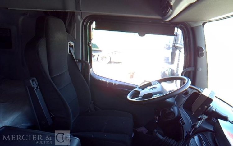 MERCEDES ATEGO 1524 PORTEUR – CAISSE – HAYON – 4X2 – PTAC 14T8 –  HF-195-NX