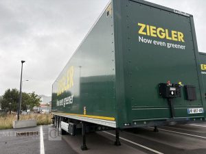 LECITRAILER SREM 3 ESSIEUX CAISSE RIGIDE – AN 2025  HF-857-AW