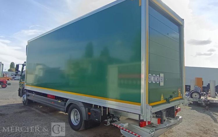 MERCEDES ATEGO 1324 NL 4X2  HJ-687-FF