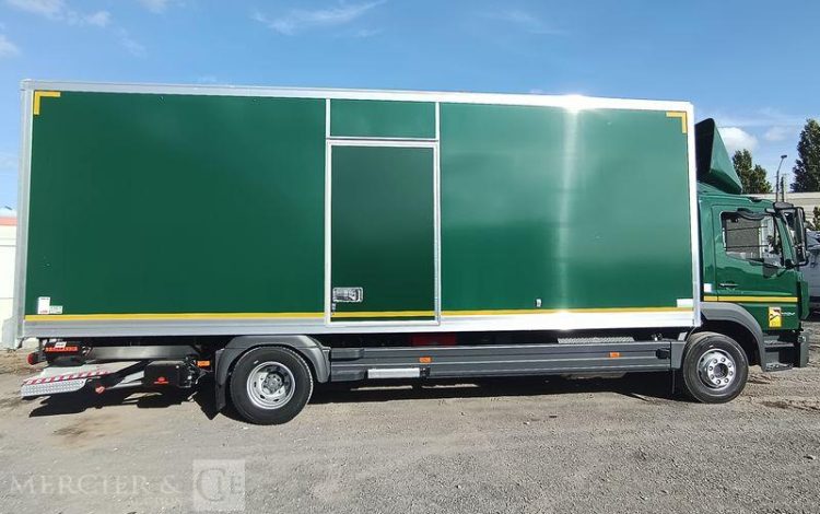 MERCEDES ATEGO 1324 NL 4X2  HJ-687-FF