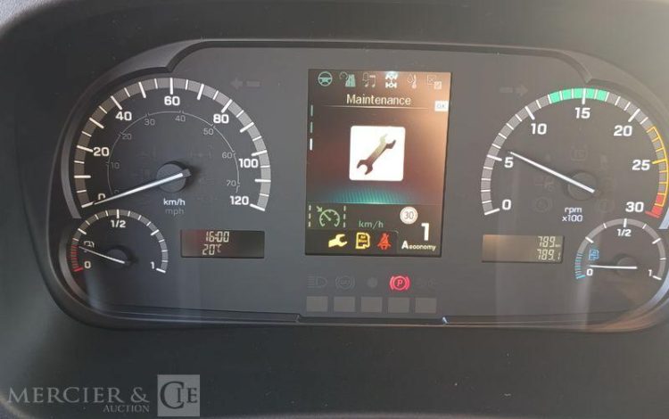 MERCEDES ATEGO 1324 NL 4X2  HJ-687-FF