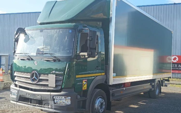 MERCEDES ATEGO 1324 NL 4X2  HJ-781-FF