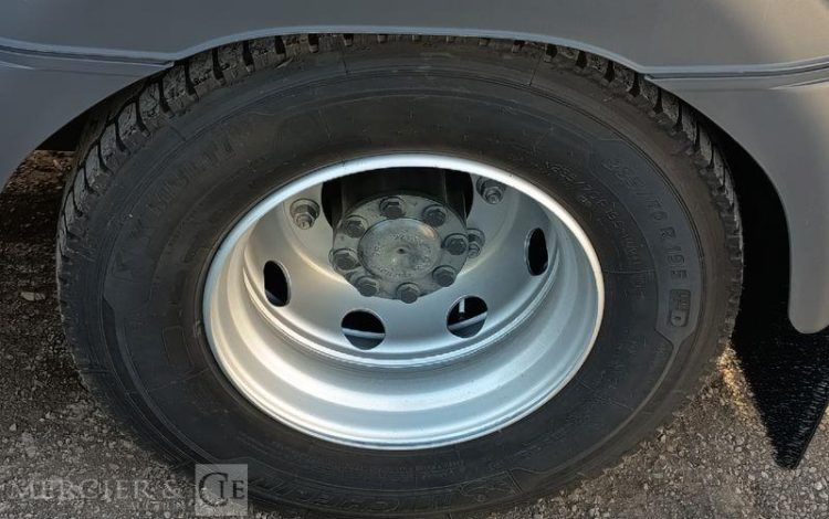 MERCEDES ATEGO 1324 NL 4X2  HJ-781-FF