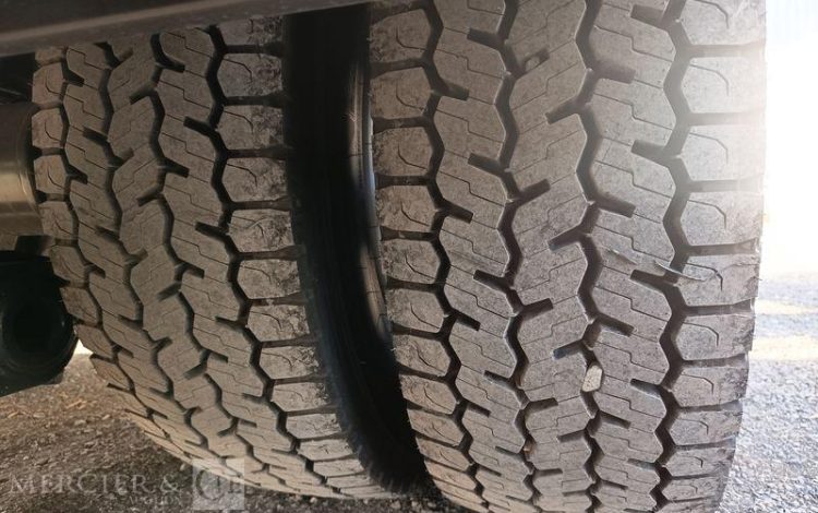 MERCEDES ATEGO 1324 NL 4X2  HJ-781-FF