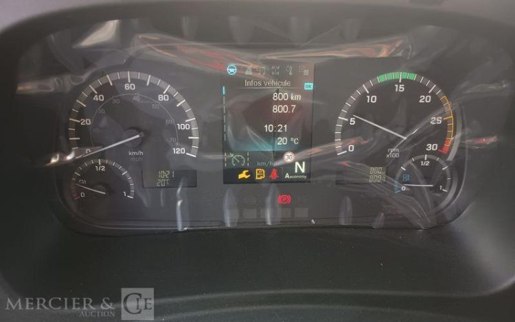 MERCEDES ATEGO 1324 NL 4X2 CAISSE AVEC HAYON – PTAC : 13,5 TONNES – 807 KMS – ANNEE 2026 VERT HJ-842-FF