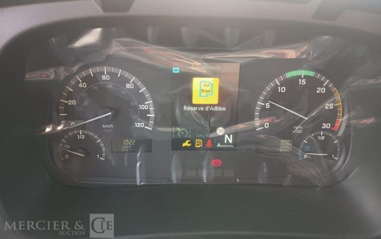 MERCEDES ATEGO 1324 NL 4X2 CAISSE AVEC HAYON – PTAC : 13,5 TONNES – 807 KMS – ANNEE 2026 VERT HJ-842-FF