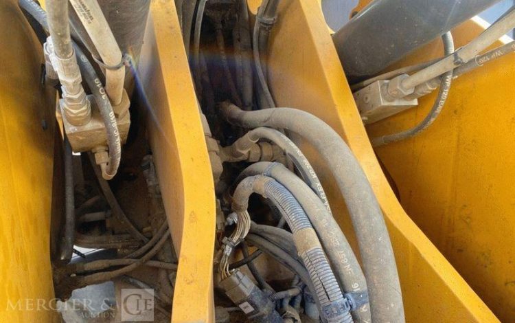 MECALAC CHARGEUSE ARTICULEE AS 700 SUR ROUES – 7,5 TONNES – 2924 HEURES – ANNEE 2020  MECAS700