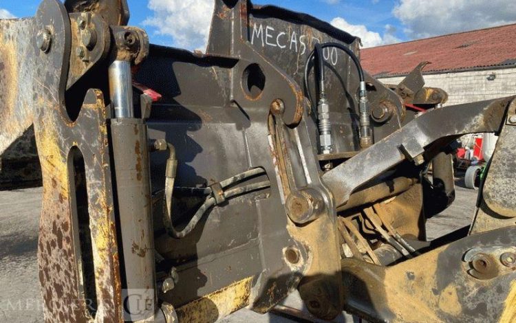 MECALAC CHARGEUSE ARTICULEE AS 700 SUR ROUES – 7,5 TONNES – 2924 HEURES – ANNEE 2020  MECAS700