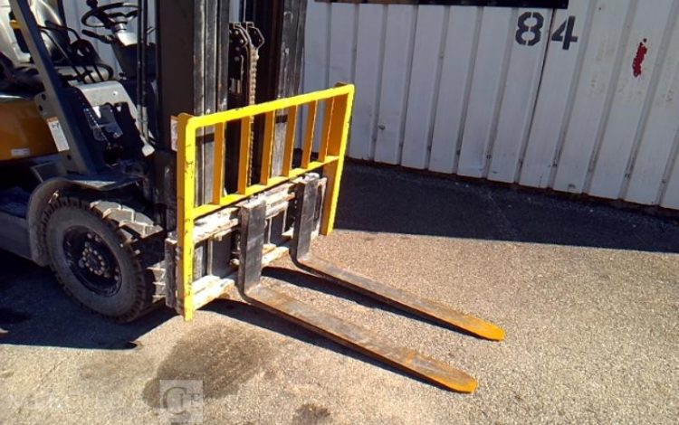 TEU CHARIOT FRONTAL FD25T  N26S-00109