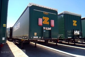 SCHMITZ CARGOBULL SEMI REMORQUE BACHE – 3 ESSIEUX – PTAC 38T  QADZ370