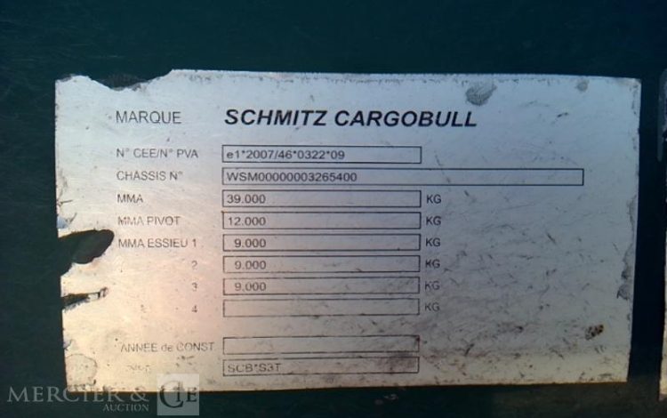 SCHMITZ CARGOBULL SEMI REMORQUE BACHE – 3 ESSIEUX – PTAC 38T  QADZ370