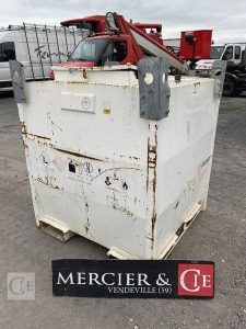 ALOREM CUVE A FIOUL 900 LITRES EQUIPE D&rsquo;UNE POMPE 12V ET D&rsquo;UN PISTOLET DE DISTRIBUTION BLANC TAN748102