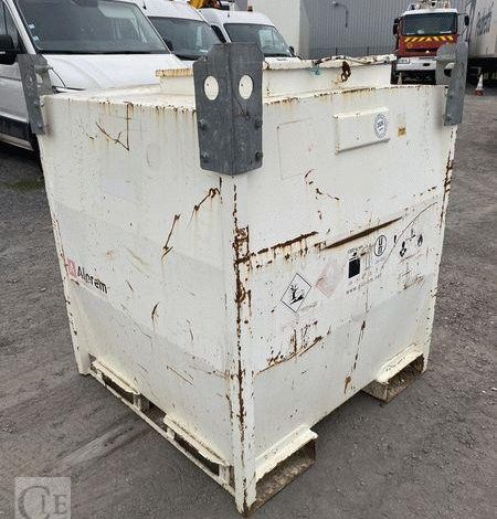 ALOREM CUVE A FIOUL 900 LITRES EQUIPE D&rsquo;UNE POMPE 12V ET D&rsquo;UN PISTOLET DE DISTRIBUTION BLANC TAN748102